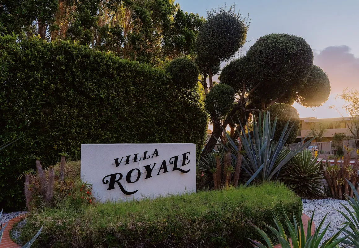 Villa Royale hotel hero