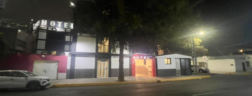 Hotel Aquario CDMX - Central del Norte hotel hero