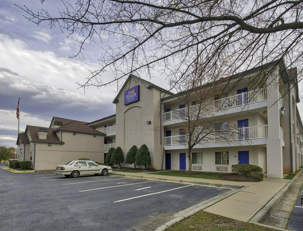 InTown Suites Extended Stay Greensboro NC - Lanada Rd hotel detail image 2
