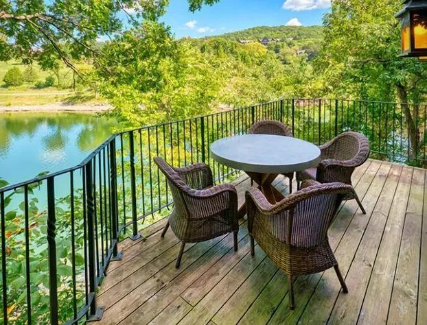 Big Cedar Lodge hotel detail image 2