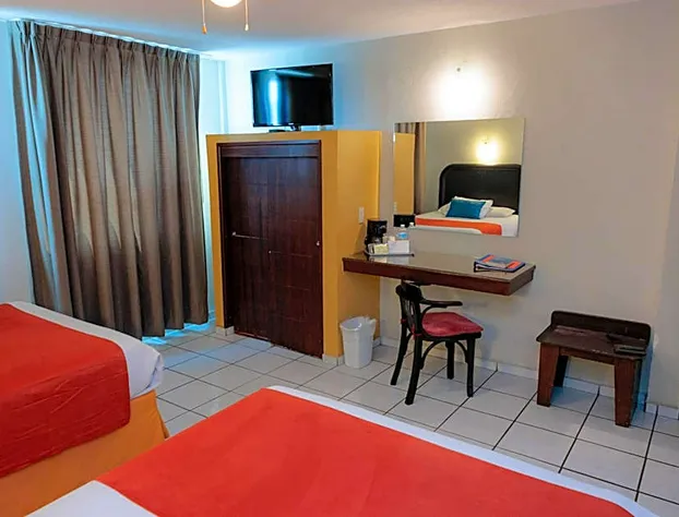 Howard Johnson Leon Avenida hotel detail image 1