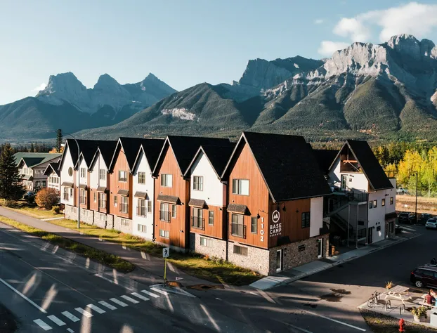 Basecamp Resorts Canmore hotel detail image 2