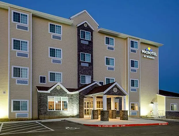 Microtel Inn & Suites by Wyndham Liberty/NE Kansas City Area hotel detail image 1