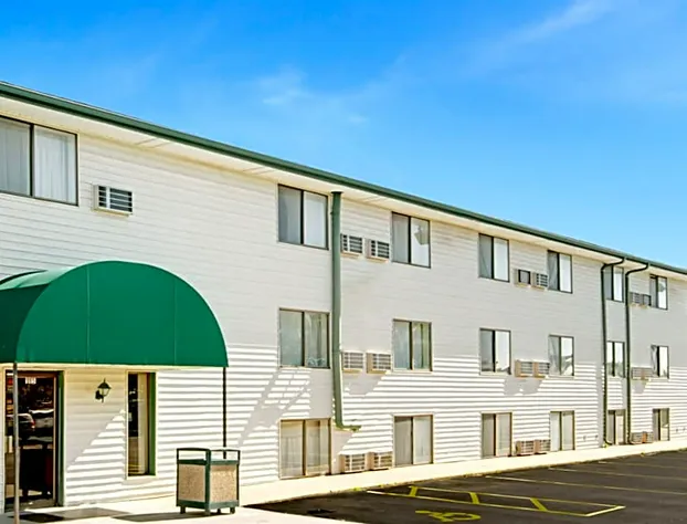 Microtel Inn & Suites by Wyndham Liberty/NE Kansas City Area hotel detail image 2