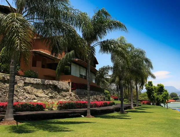 El Santuario Resort & Spa hotel detail image 1
