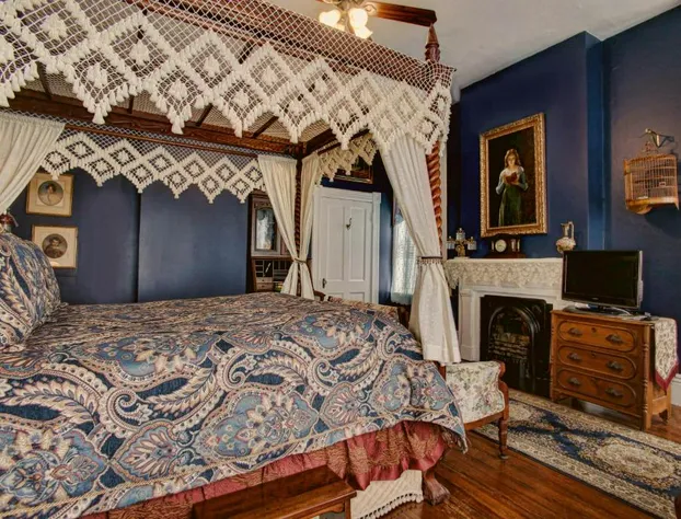 McMillan Inn Bed and Breakfast hotel detail image 3