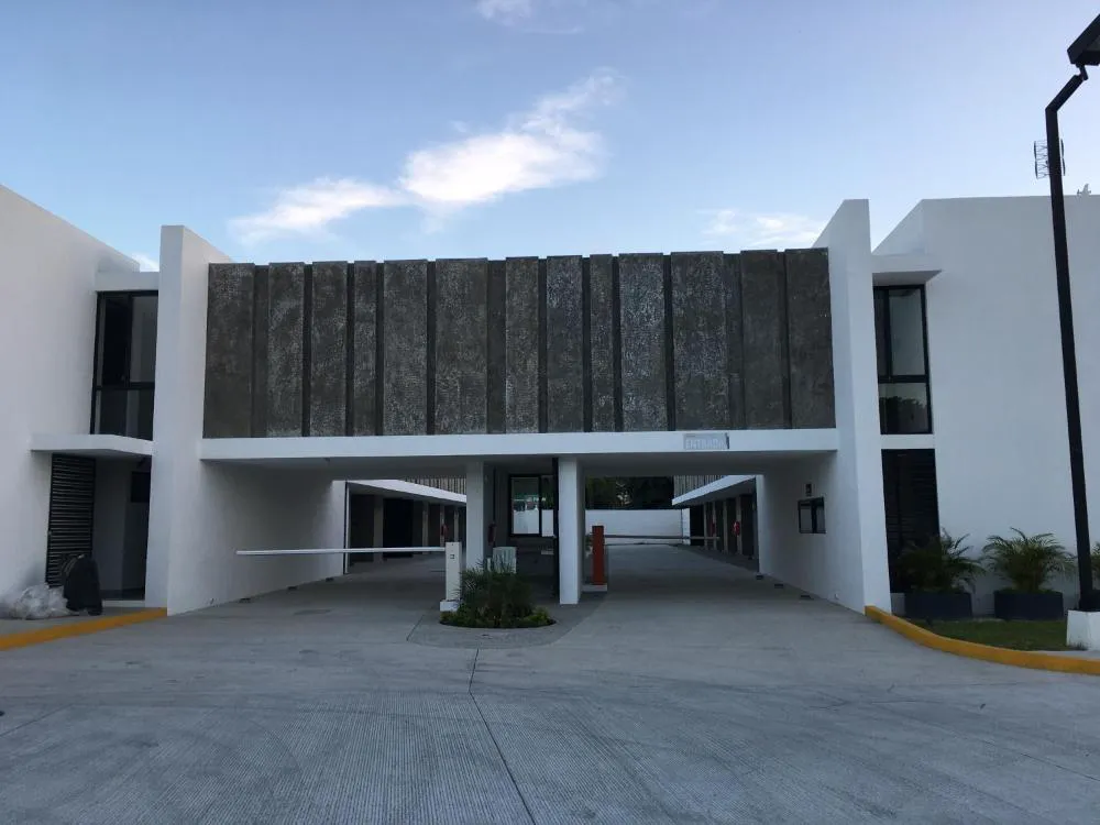 Peninsula Frontera hotel hero