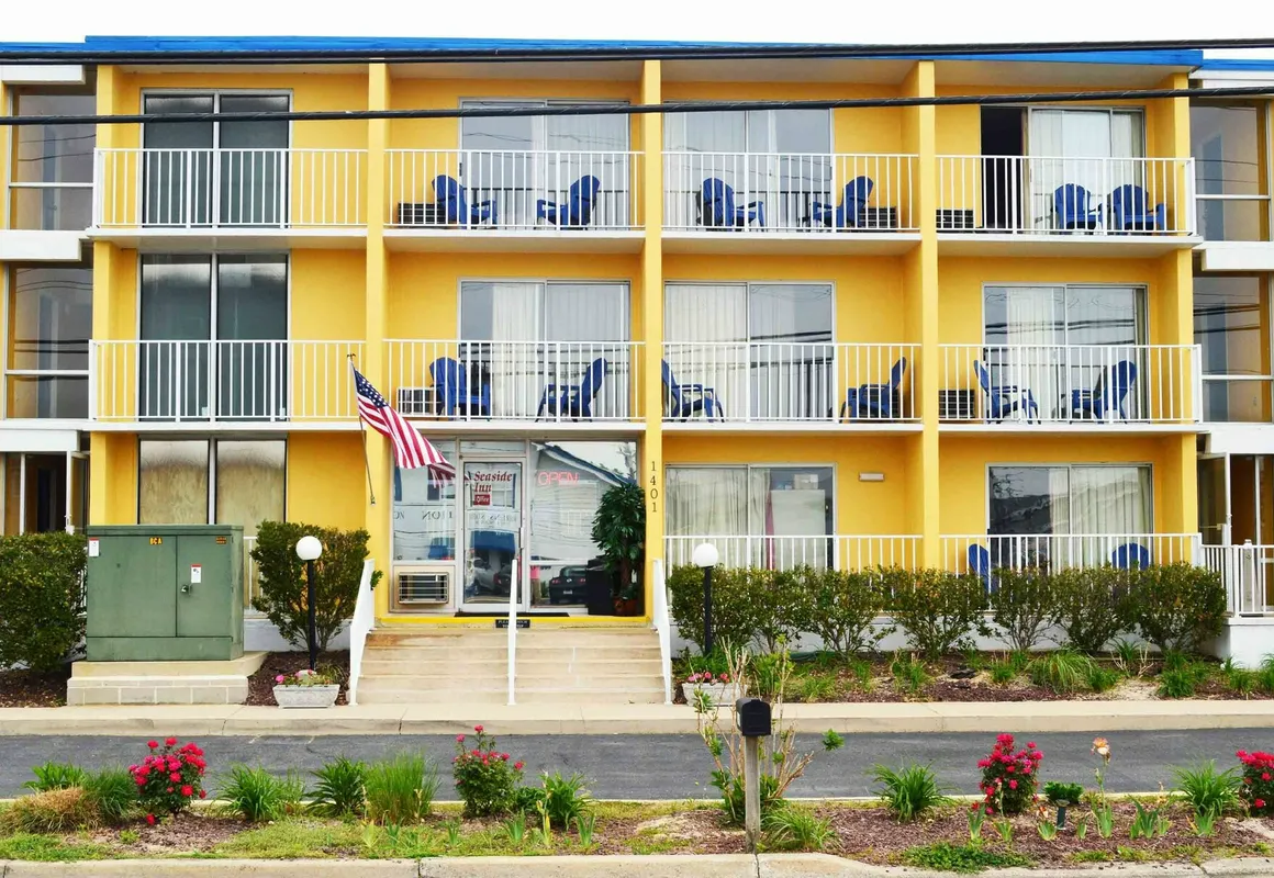 Seaside Inn hotel hero