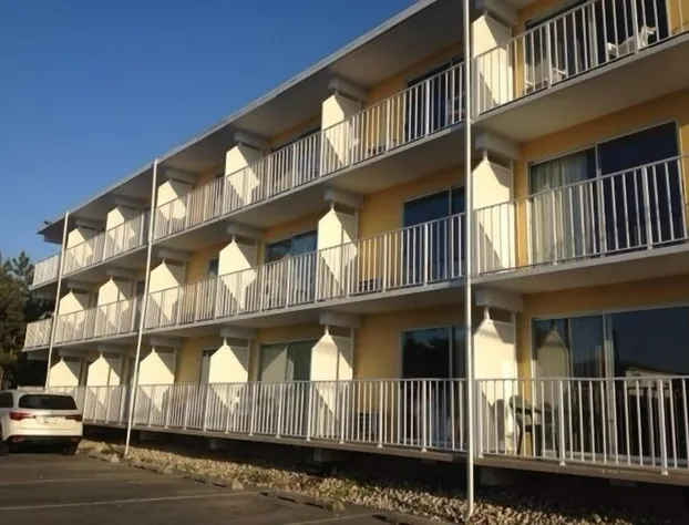 Seaside Inn hotel detail image 3