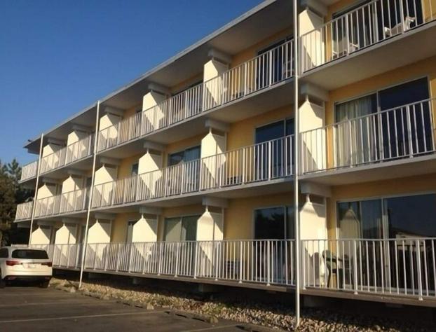 Seaside Inn hotel detail image 3