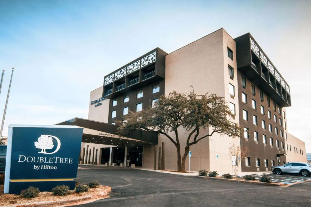 DoubleTree by Hilton Lubbock University Area hotel hero
