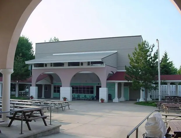 Brennan Beach RV Resort - Caravan Park hotel detail image 2