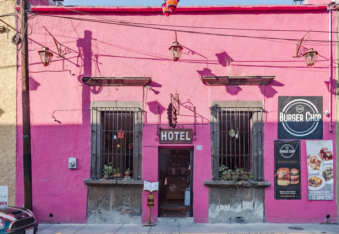 Hotel Rosa Morada hotel hero