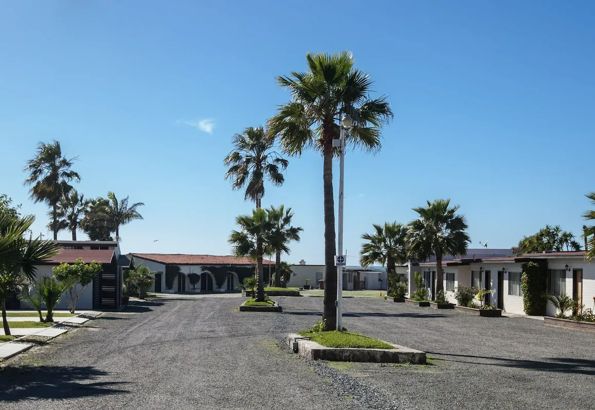 California Villas y Hotel hotel hero