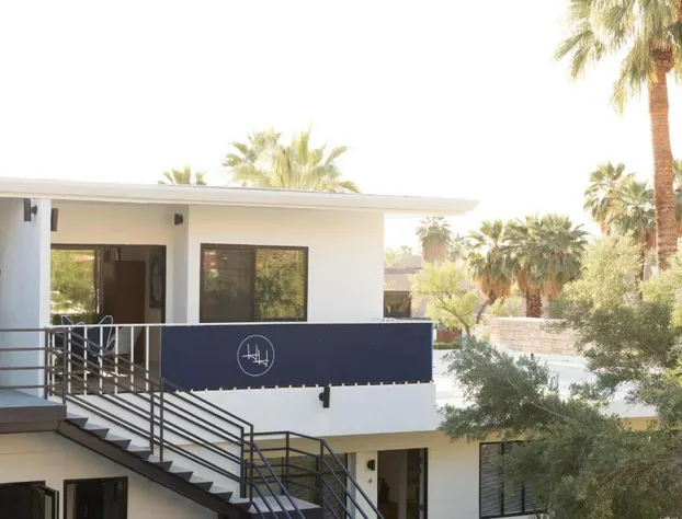 Holiday House Palm Springs hotel detail image 2