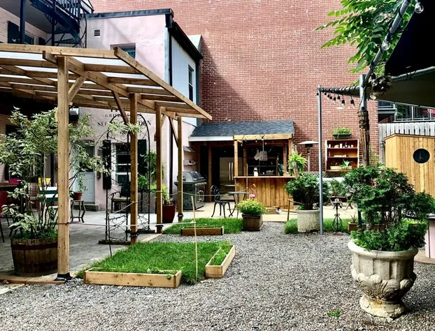 HPG Griffintown hotel detail image 1