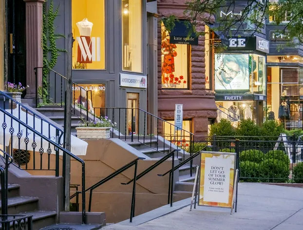 Relaxing One Bedroom Suite hotel detail image 2