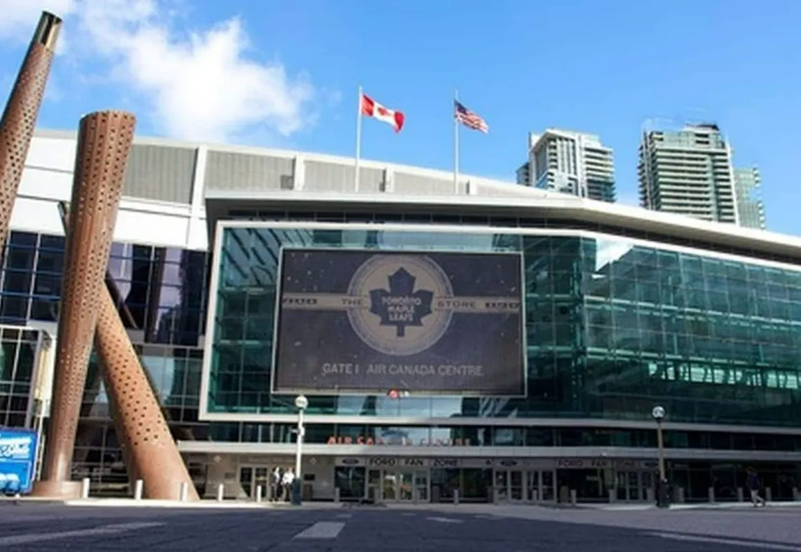 Pelicanstay at Rogers Centre hotel hero