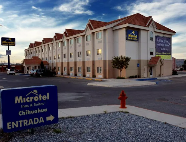 Microtel Inn & Suites by Wyndham Chihuahua hotel detail image 2