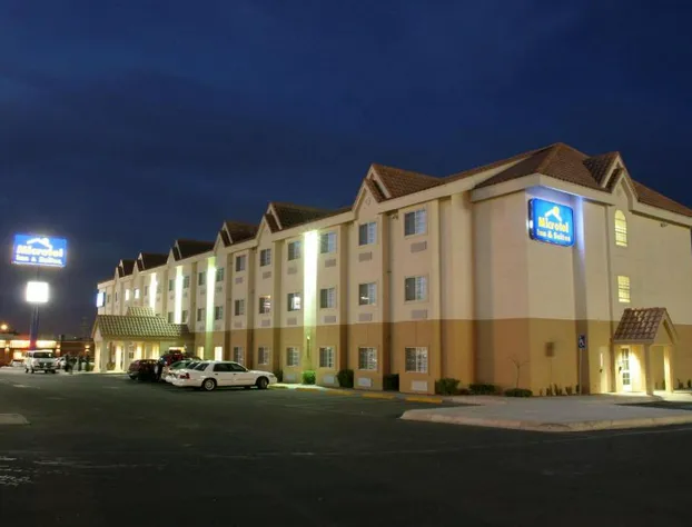 Microtel Inn & Suites by Wyndham Chihuahua hotel detail image 3
