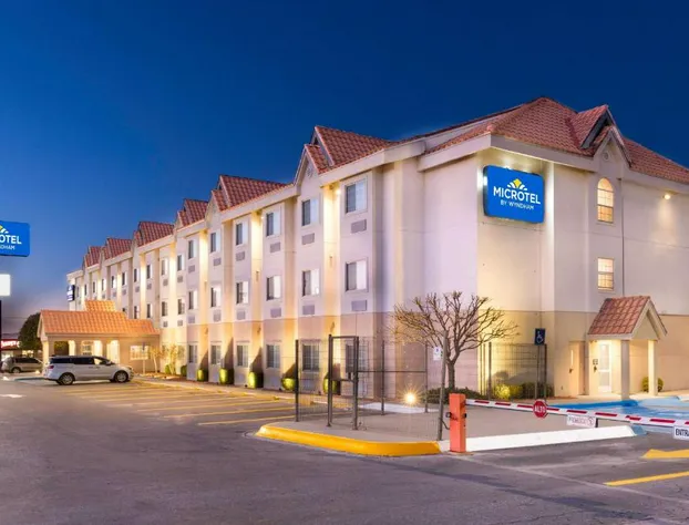 Microtel Inn & Suites by Wyndham Chihuahua hotel detail image 1