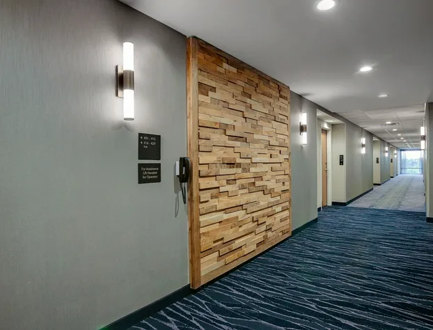 Fairfield Inn & Suites by Marriott Bardstown hotel detail image 4