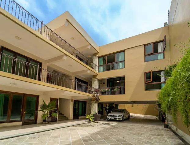 Casa de las Flores Hotel hotel detail image 1