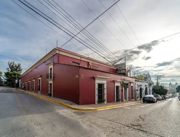 Casa de las Flores Hotel hotel detail image 3