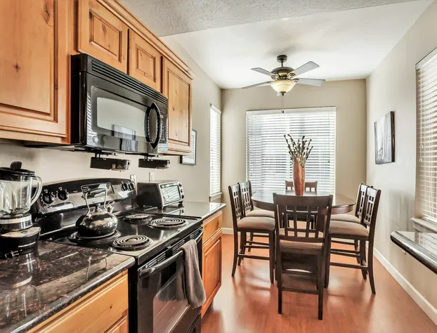 Downtown Condo by the Convention Center hotel detail image 3