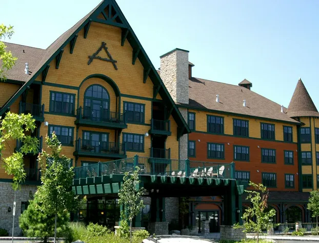 Mountain Creek hotel detail image 1