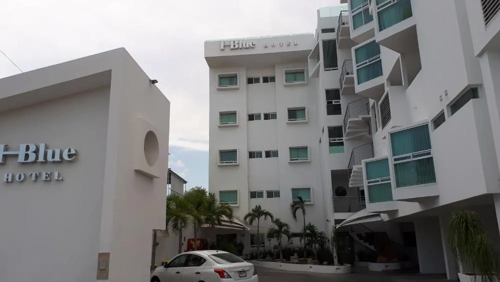 Hotel HBlue Centro hotel hero