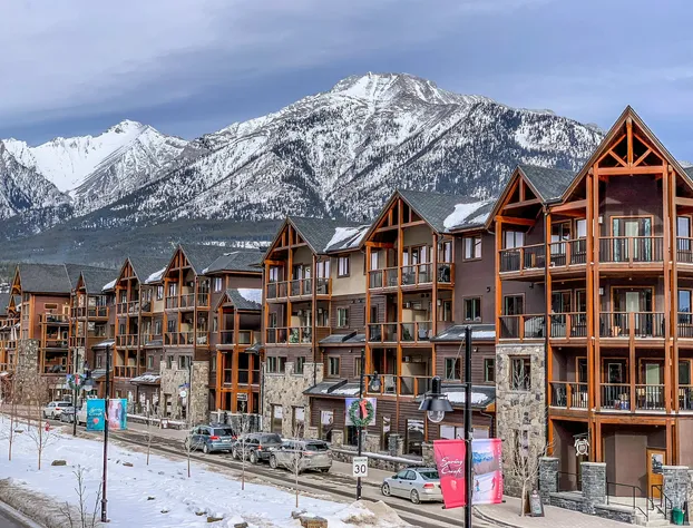 White Spruce Lodge by Spring Creek Vacations hotel detail image 1