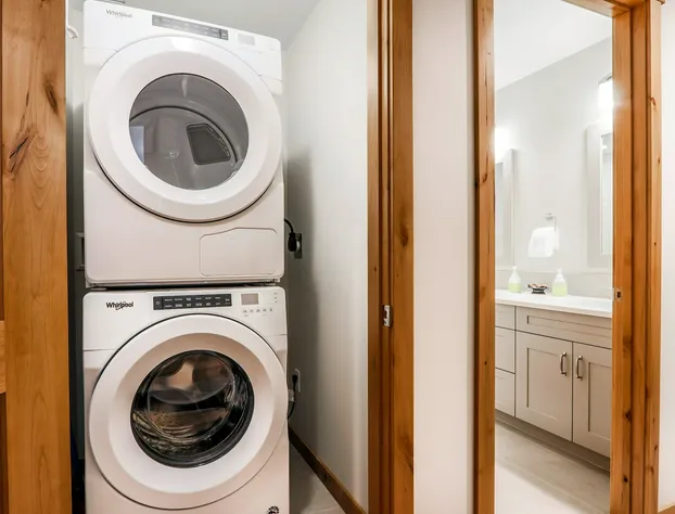 White Spruce Lodge by Spring Creek Vacations hotel detail image 4