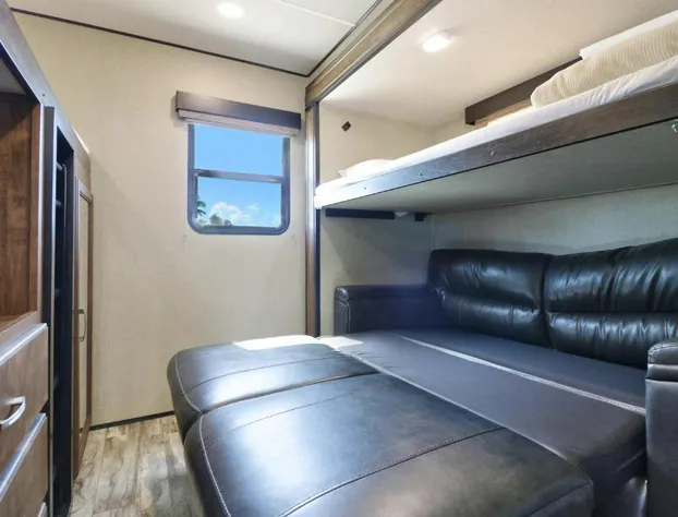 Sunshine Key RV Resort & Marina hotel detail image 1