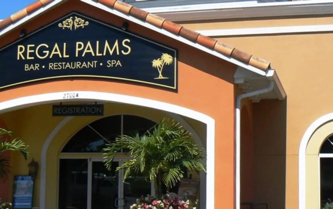 Regal Palms Resort & Spa 733 hotel hero