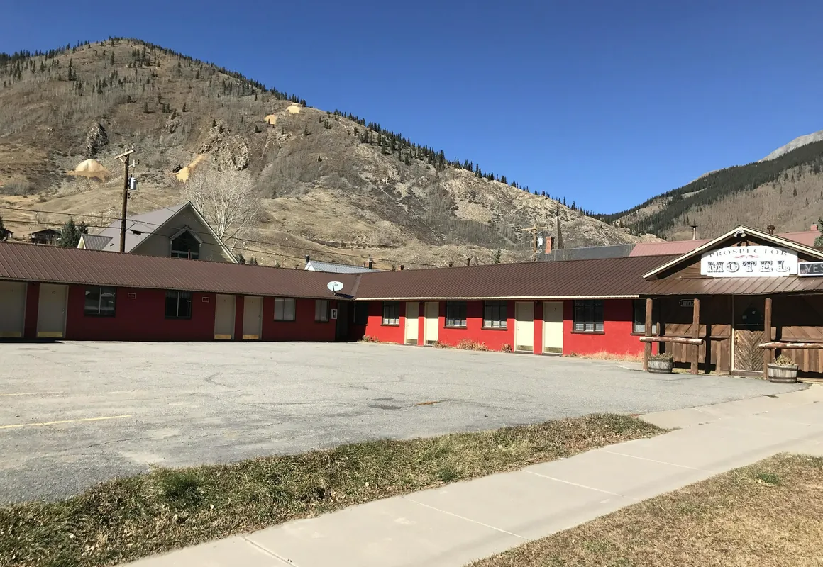 Prospector Motel hotel hero