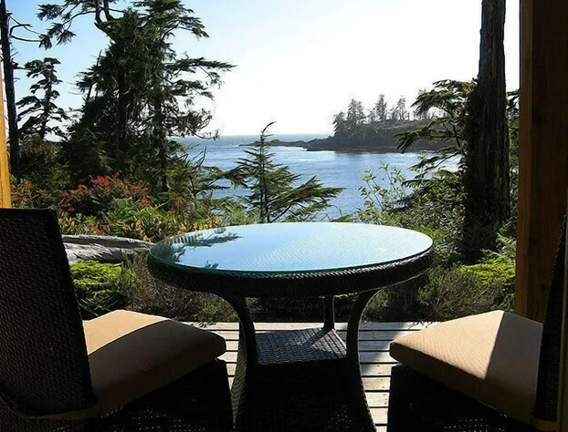 Reef Point Oceanfront B & B hotel detail image 3