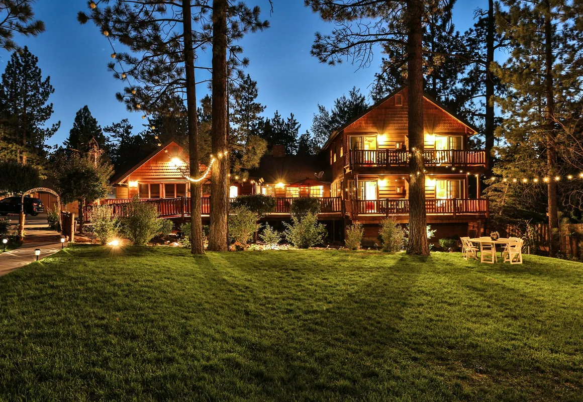 Alpenhorn Bed And Breakfast Inn hotel hero