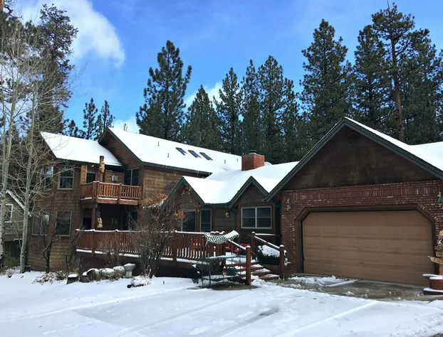 Alpenhorn Bed And Breakfast Inn hotel detail image 2