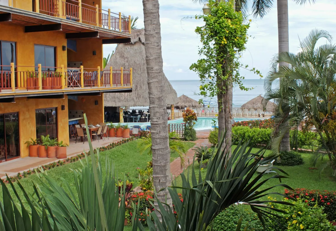 Las Cabanas Del Capitan hotel hero