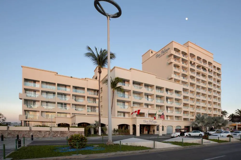 Don Pelayo Pacific Beach hotel hero