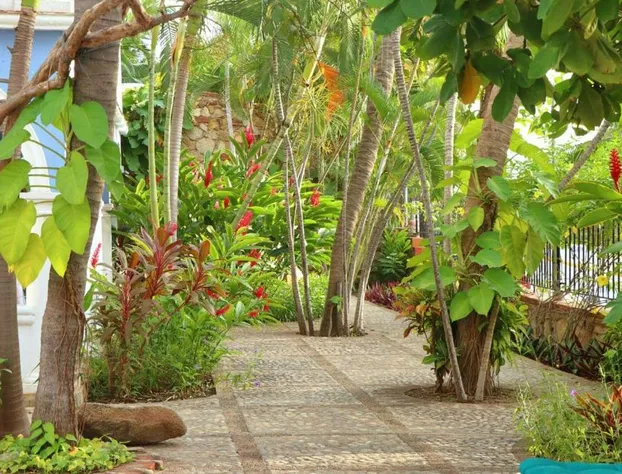 Bungalows Santa Cruz hotel detail image 1