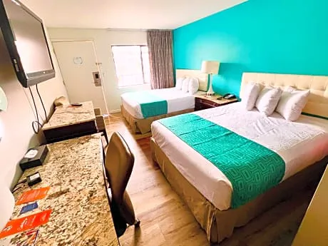 Howard Johnson by Wyndham Reno Downtown hotel hero