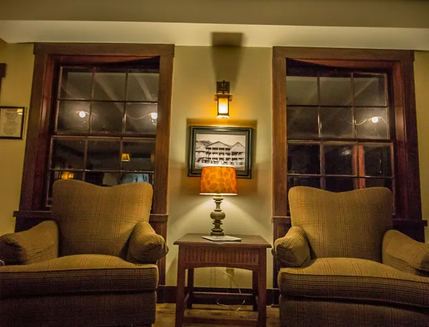 Marys Lake Lodge Mountain Resort and Condos hotel detail image 4