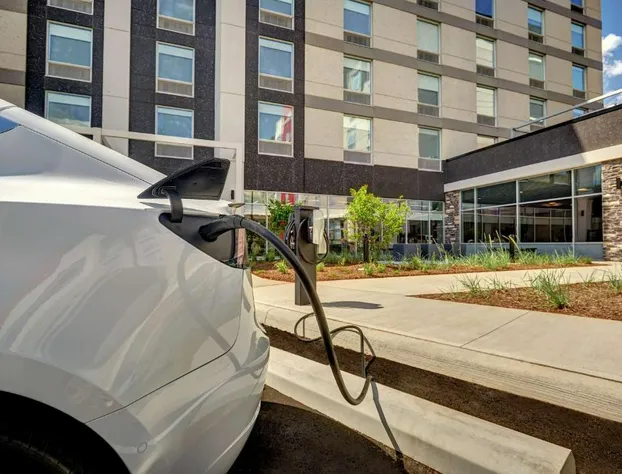 Hilton Garden Inn Toronto Brampton West hotel detail image 2