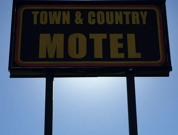 Town and Country Motel hotel detail image 3