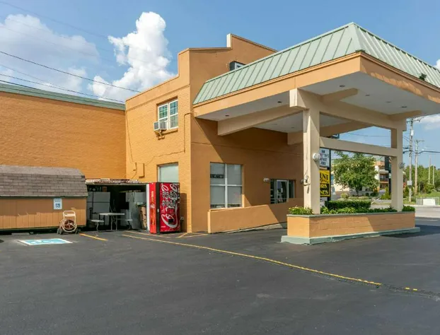 Rodeway Inn Kingston Springs hotel detail image 3