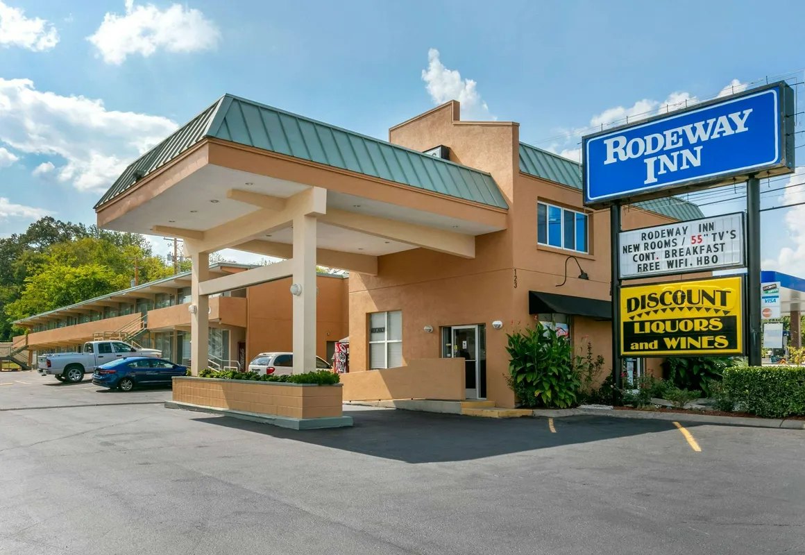 Rodeway Inn Kingston Springs hotel hero