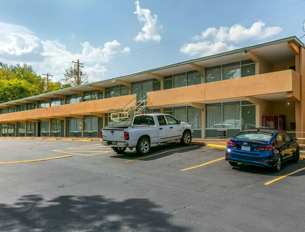 Rodeway Inn Kingston Springs hotel detail image 3