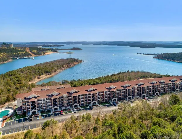 Majestic at Table Rock hotel detail image 2